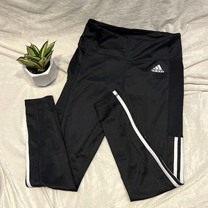 Womens Medium Adidas Aeroready leggings